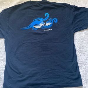 🌺New HAWAI’I Surfer UNISEX Shirt 🏄‍♂️